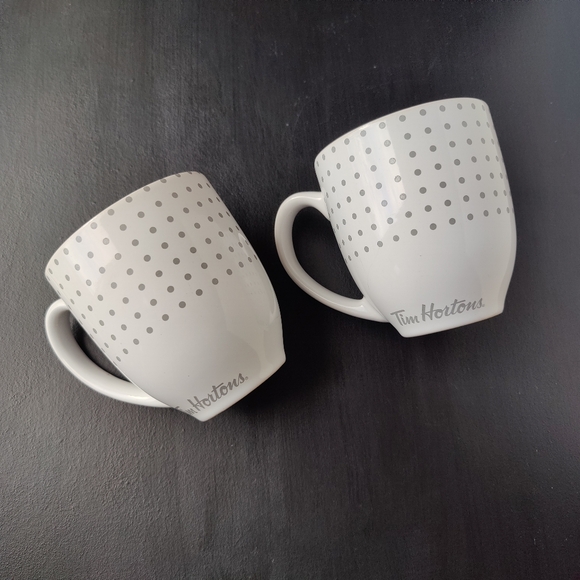 2 Tim Hortons coffee mugs | 2017 | 🤍💙🩶 white grey polka dots | 12 oz - Picture 8 of 13